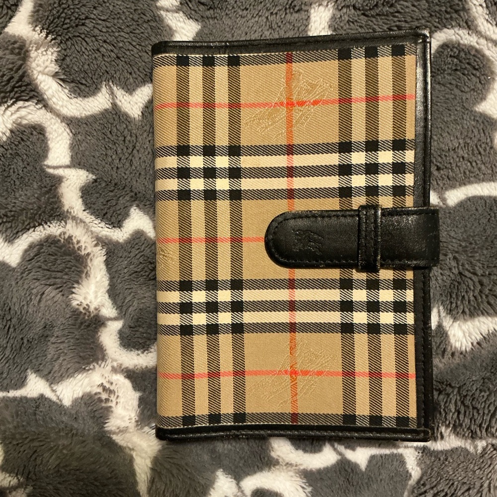 Burberry Black Leather Organizer